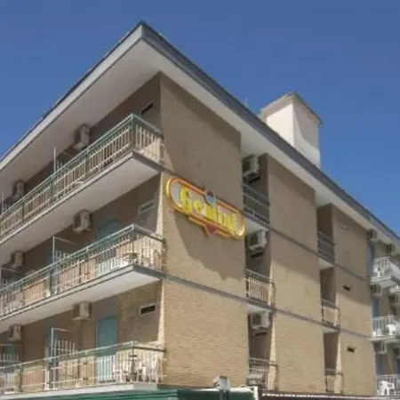 Gemini Hotel 3*